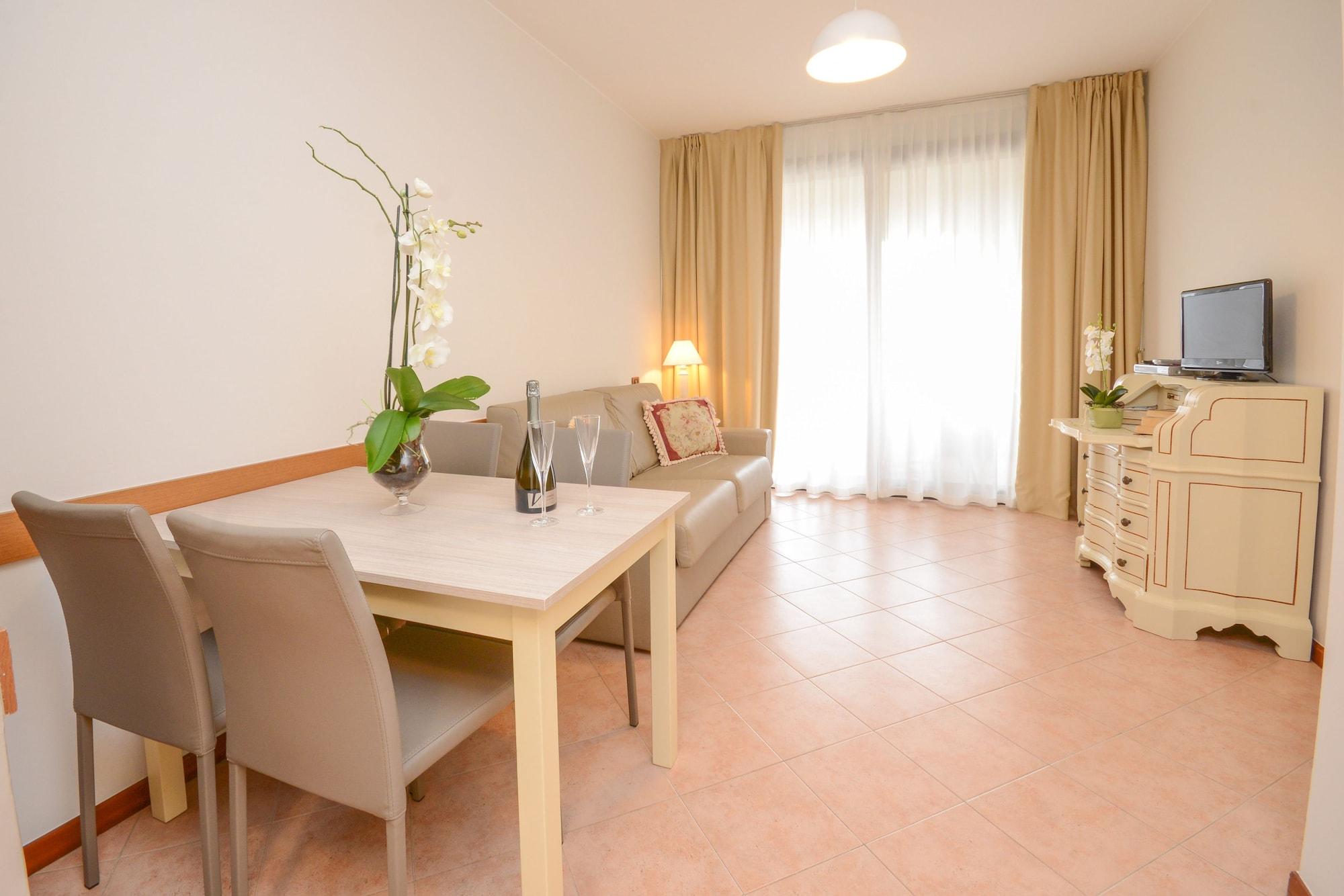 Il Sogno Apartments Desenzano del Garda Bagian luar foto