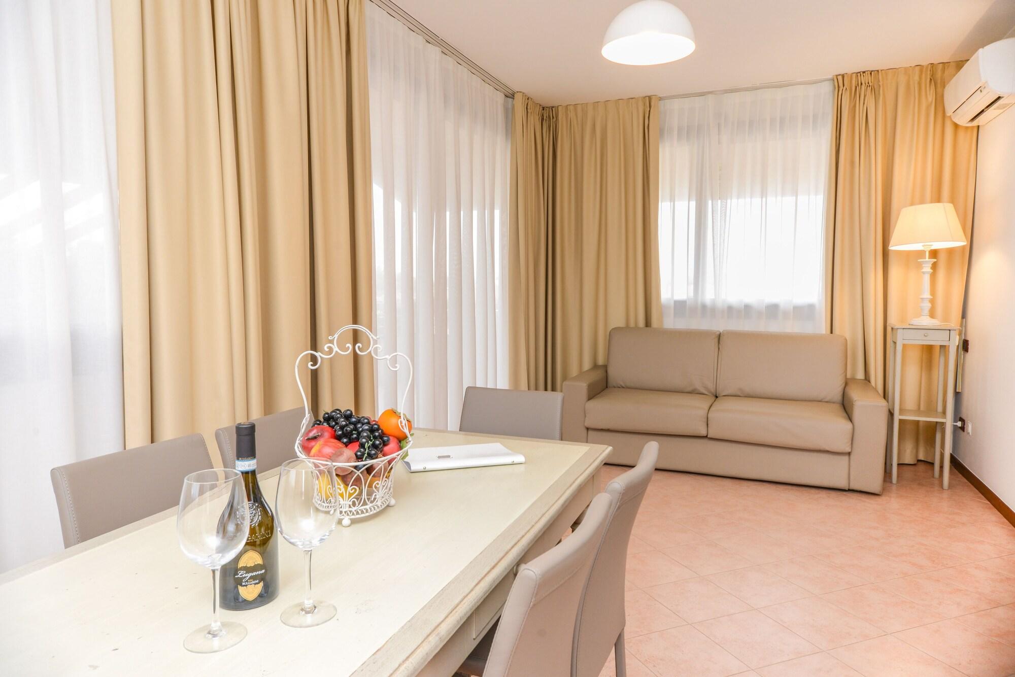 Il Sogno Apartments Desenzano del Garda Bagian luar foto