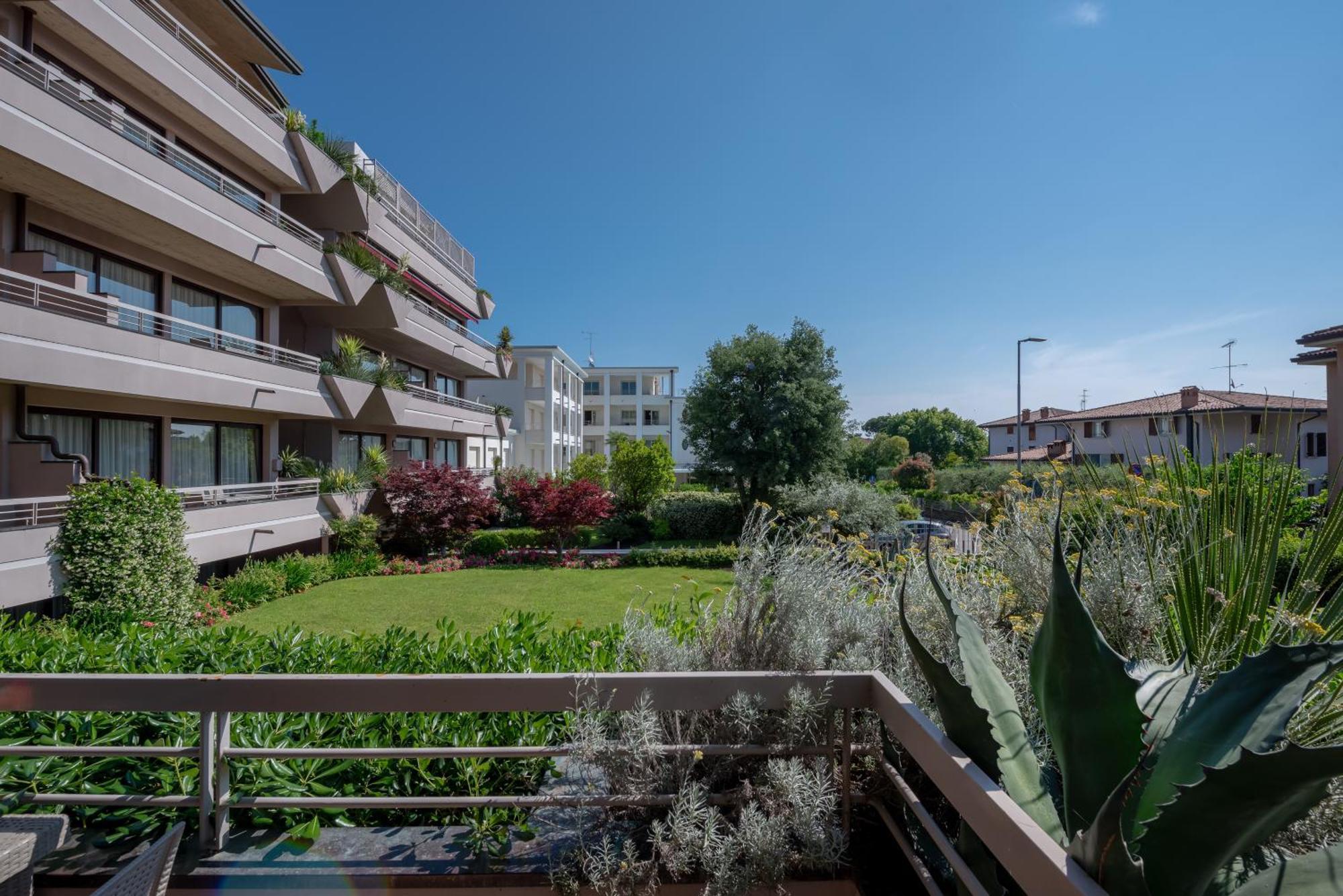 Il Sogno Apartments Desenzano del Garda Bagian luar foto