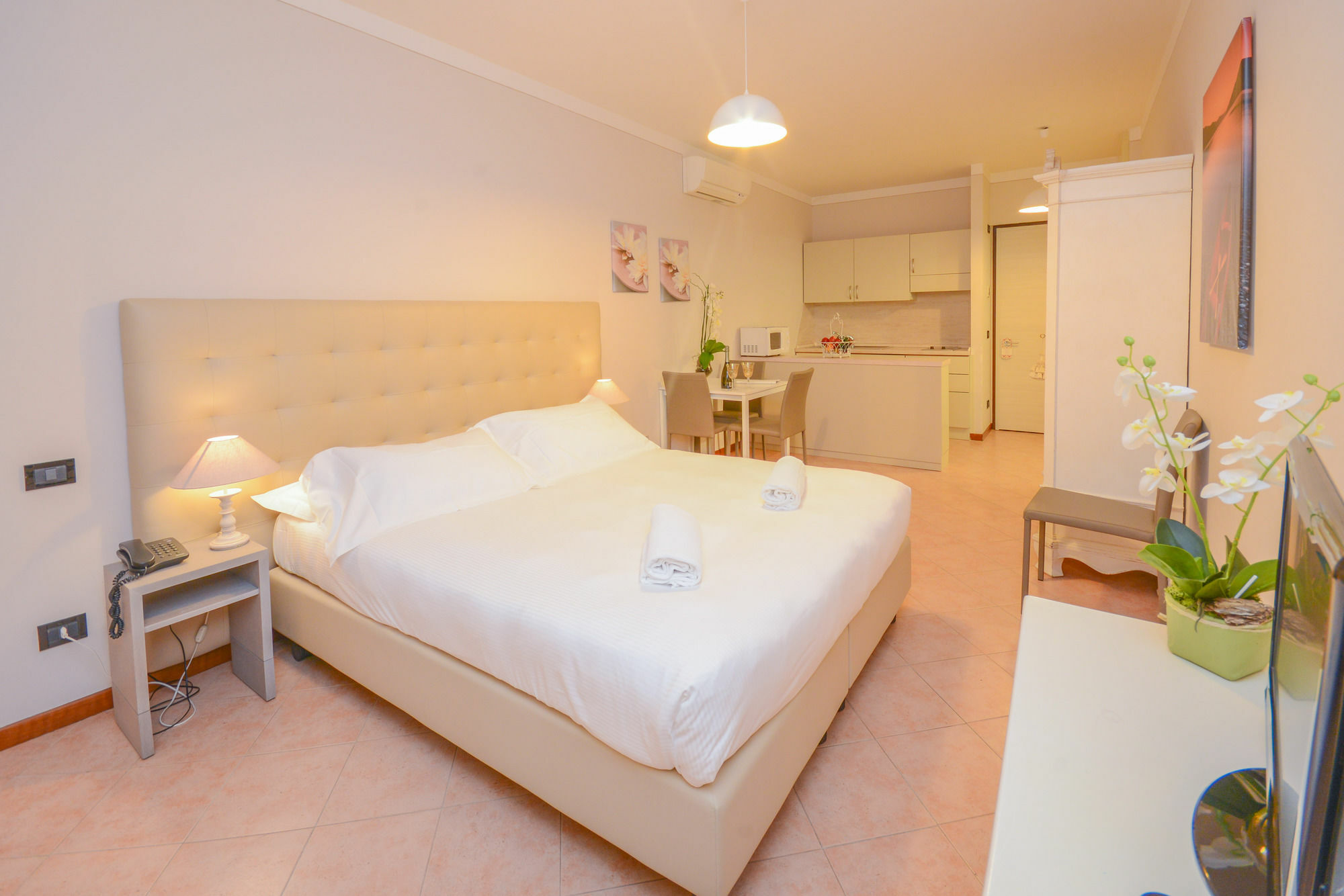 Il Sogno Apartments Desenzano del Garda Bagian luar foto